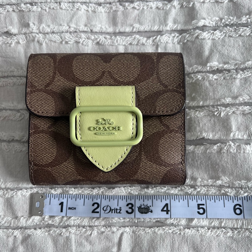 Coach Wallet - Picture 7 of 8